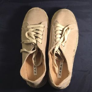 Zara beige Platform sneaker shoes suede size 9